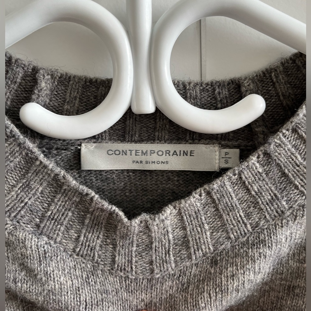 Simons Striped Cropped Sweater - Picture 3 of 3